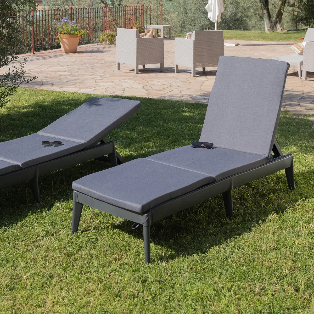 Verstellbare Gartenliege Sirolo Typ B | Schwarz