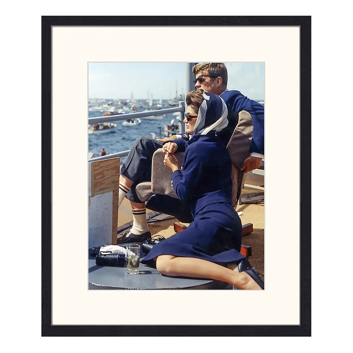 Bild John and Jackie on a boat trip | Mehrfarbig