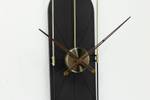 Horloge murale design THE BLACK PLANET. Noir - Bois manufacturé - Métal - 20 x 90 x 2 cm