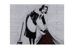 Tableau peint Banksy's Housemaid Noir - Marron - Blanc - Bois massif - Textile - 100 x 75 x 4 cm