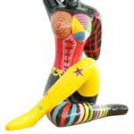 Statue femme multicolores H54cm Porcelaine - 45 x 54 x 27 cm