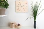 Design Wanduhr Azuhr Zirbe eckig Beige - Holz teilmassiv - 30 x 30 x 4 cm