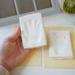 Baby Gipsabdruck Set mit Bilderrahmen Weiß - Holzwerkstoff - Kunststoff - Stein - 35 x 18 x 2 cm
