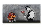 Tableau peint Banksy's Police Control Noir - Rouge - Blanc - Bois massif - Textile - En partie en bois massif - 120 x 60 x 4 cm