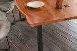 Tisch LORE Baumkante KAWOLA Esstisch LORE Tisch 220x100cm massiv mit Baumkante Nussbaumfarben Fuß schwarz - 100 x 220 cm