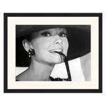 Bild Audrey Hepburn and Sunglasses Buche massiv / Plexiglas - 52 x 42 cm