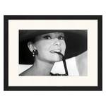Bild Audrey Hepburn and Sunglasses Buche massiv / Plexiglas - 42 x 32 cm