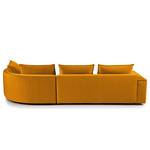 Ecksofa BUCKLEY mit Ottomane Samt - Samt Shyla: Orangegelb - Longchair davorstehend rechts