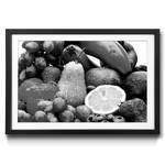 Gerahmtes Bild Fruits II Fichte / Acrylglas - Schwarz / Weiß