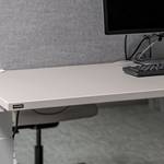 Verstellbarer Schreibtisch eModel 2.0 (Elektrisch höhenverstellbar) - Kaschmir - Breite: 140 cm - Memory Funktion