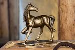 Sculptuur Wild paard kunsthars - brons