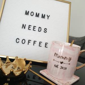 "Mommy est. 2020" Tasse Rosa Marmor Gold - Pink - Keramik - 13 x 10 x 9 cm