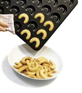 Plaque pour 30 croissants à la vanille Noir - Métal - 32 x 31 x 2 cm