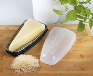 Fackelmann 45463 râpe à parmesan avec boîte acier inoxydable pp transparent  noir argent 19 x 9,5 x 7 cm - Accessoire de cuisine - Achat & prix