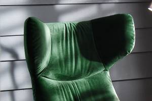 Fauteuil LOTTE Velvet avec tabouret Vert émeraude