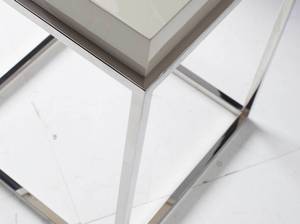 Table d'angle en bois blanc et acier Blanc - Bois manufacturé - Métal - 41 x 61 x 41 cm
