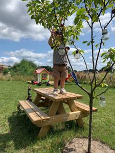 MaximaVida Kinder-Picknicktisch aus Holz Braun - Massivholz - Holzart/Dekor - 96 x 50 x 100 cm