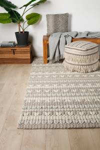 Handgefertigter Teppich Gewebtes Herz Grau - Weiß - Textil - 160 x 230 x 1 cm