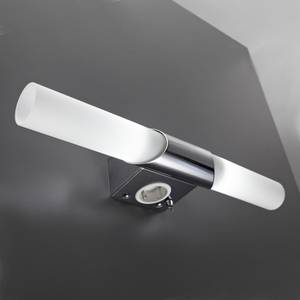 LED Bad Spiegelleuchte mit Steckdose Silber - Metall - Kunststoff - 24 x 17 x 14 cm