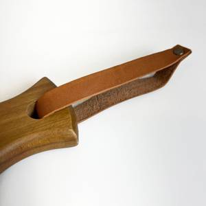 hölzerne Servierplatte mit Saucieren Braun - Holzwerkstoff - 23 x 2 x 30 cm