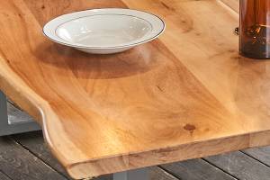 Tisch LORE Baumkante Fuß silber KAWOLA Tisch LORE Baumkante Fuß silber Esstisch 120x85 cm - 85 x 120 cm