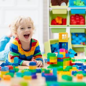 Kinderregal mit 9 Boxen und Motiv Grau - Hellblau - Weiß