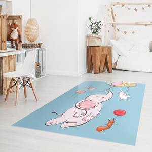 Elefant, Hase und Eichhörnchen fliegen 135 x 180 cm