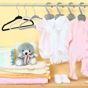 Kinderkleiderbügel Samt Beige - Silber - Anzahl Teile im Set: 30