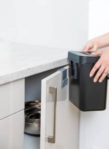 Kaufe Küchenschrank Tür Kunststoff Korb hängen Mülleimer Mülleimer
