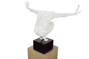 Sculpture moderne Équilibre Blanc - Pierre artificielle - Matière plastique - 80 x 61 x 33 cm