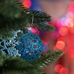 Weihnachtskugeln im 50er Set Blau - Silber