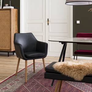 Chaise à accoudoirs NICHOLAS Imitation cuir / Chêne massif - Cuir synthétique Aken: Noir vintage - 1 chaise