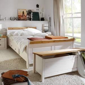 Massief houten bed Cenan Wit/loogkleurig Gebeitst beukenhouten walnoot & gelakt grenenhout - 200 x 200cm