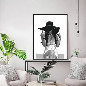 Afbeelding Young Women Wearing Hat Massief beukenhout/plexiglas - 62 x 82 cm