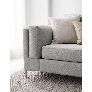 2-Sitzer Sofa COSO Classic+ Webstoff - Webstoff Inze: Hellgrau - Chrom glänzend