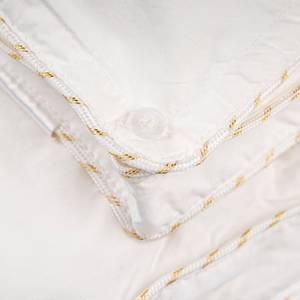 Couette simple 4 saisons Gold Fibres creuses - Blanc - 260 x 220 cm