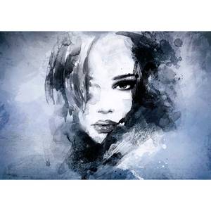 Vlies-fotobehang Dream Girl vlies - blauw/zwart - Blauw - 350 x 245 cm