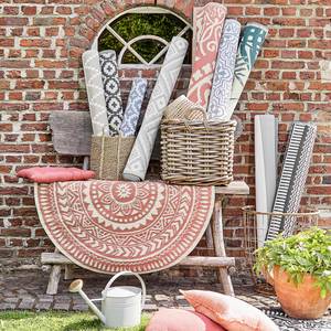 In-/ Outdoorteppich COLOUR CLASH III Polypropylen / recyceltes Material - Rot / Creme - Durchmesser: 118 cm