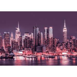 Papier peint intissé NYC Purple Nights Intissé premium - Violet - 150 x 105 cm