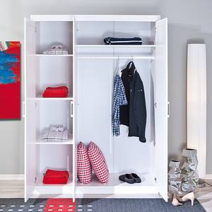 Home24 | von home24 kaufen Interlink Massivholz-Schrank bei