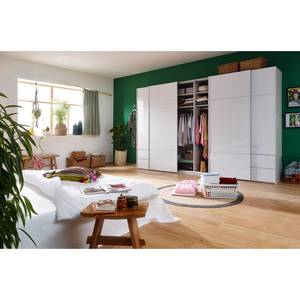 Armoire à portes coulissantes Samaya Verre blanc / Blanc - 360 cm (4 portes) - 235 cm - Sans portes miroir - Verre blanc / Blanc - 360 x 235 cm - Sans portes miroir