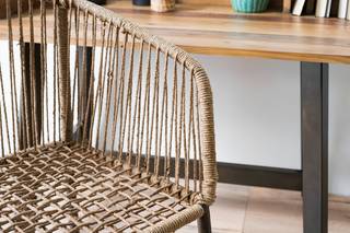Armlehnenstuhl Jaure Jute geflochten / Eisen - Natur / Schwarz