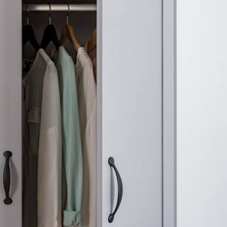 Armadio con ante battenti Collone Grigio chiaro / Effetto quercia Artisan - Larghezza: 96 cm