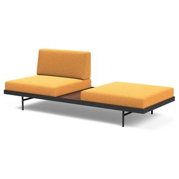 Tagesbett Puri mit Tisch