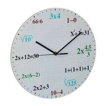 Horloge murale pour s'entraîner en maths