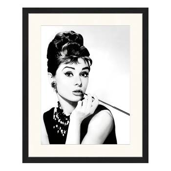 Afbeelding Audrey Hepburn Smoking