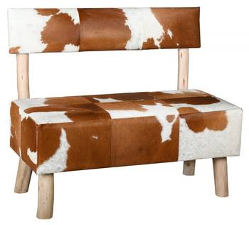 Banc en peau de vache et eucalyptus