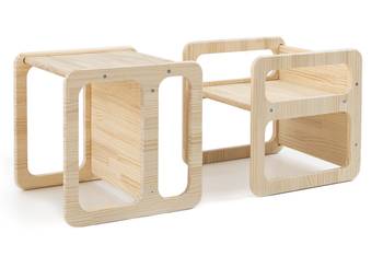 Set mit 2 Montessori-Stühlen