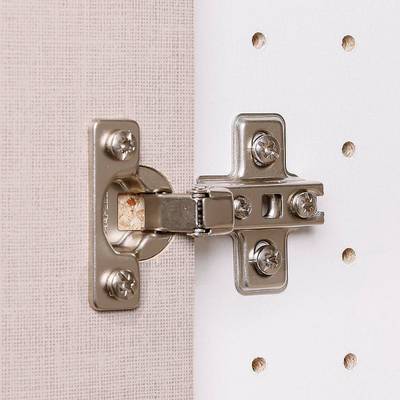 Drehtürenschrank Nagata