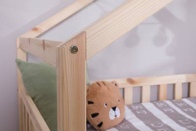 Massives Hausbett Lou mit Schublade